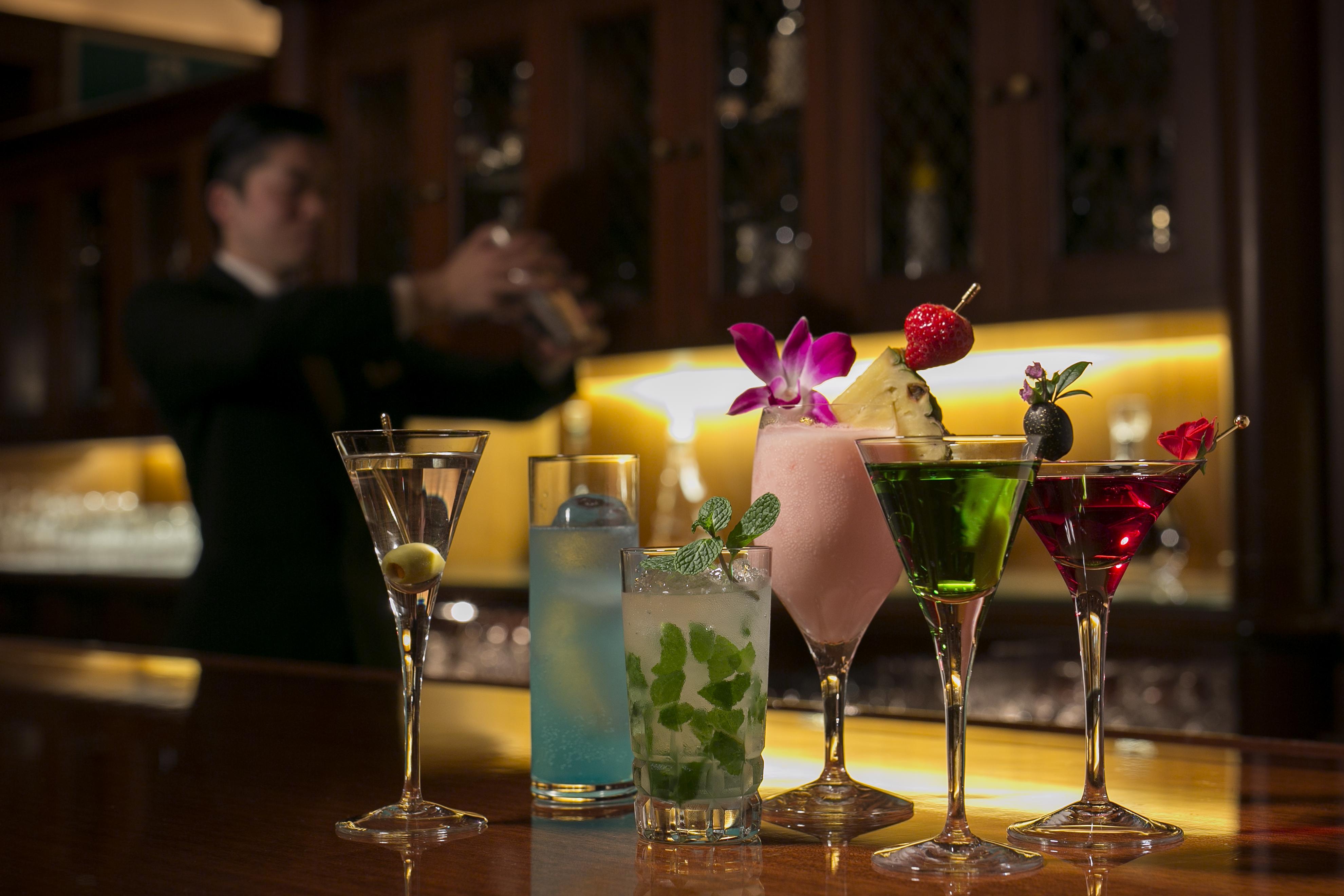 Hotel Nikko Fukuoka Фукуока Экстерьер фото A selection of cocktails